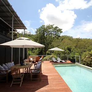 https://phoenix-eumundi-bed-breakfast.hotelssunshinecoast.net