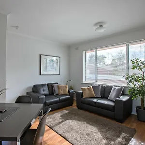 Dress Circle - Childers Street Aparthotel