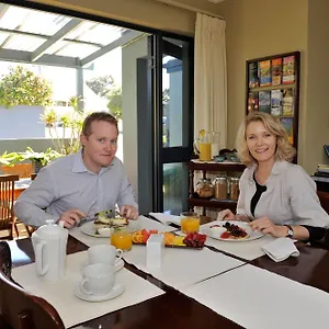https://trigg-retreat-bed-and-breakfast.hotelsperth.org